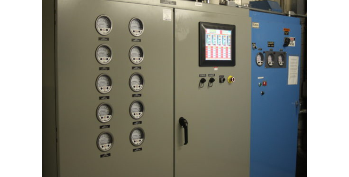 Control Panels /ControlWorx: Touchscreen HMI control with air flow monitoring.